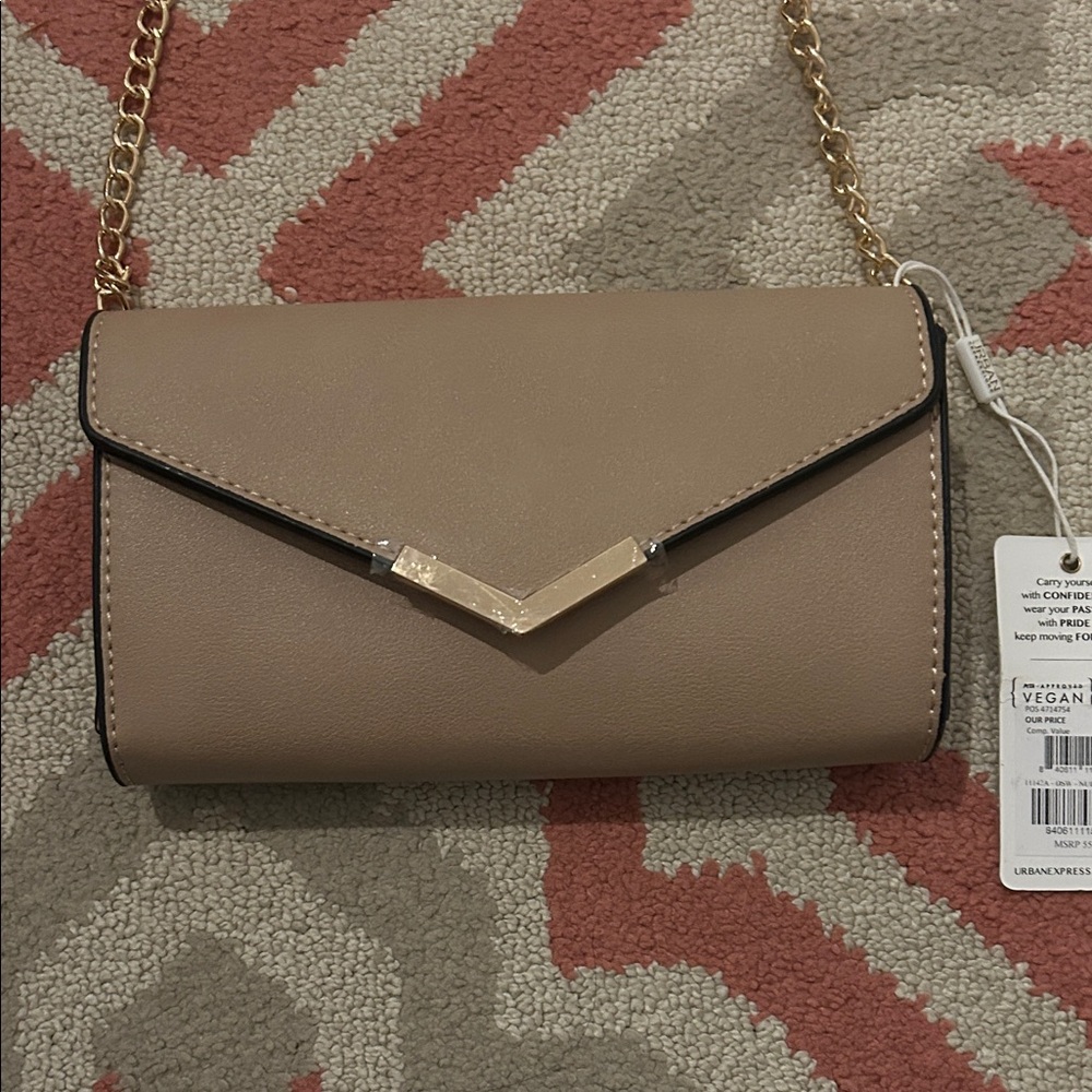 Urban Expressions Beige Clutch with Gold Chain